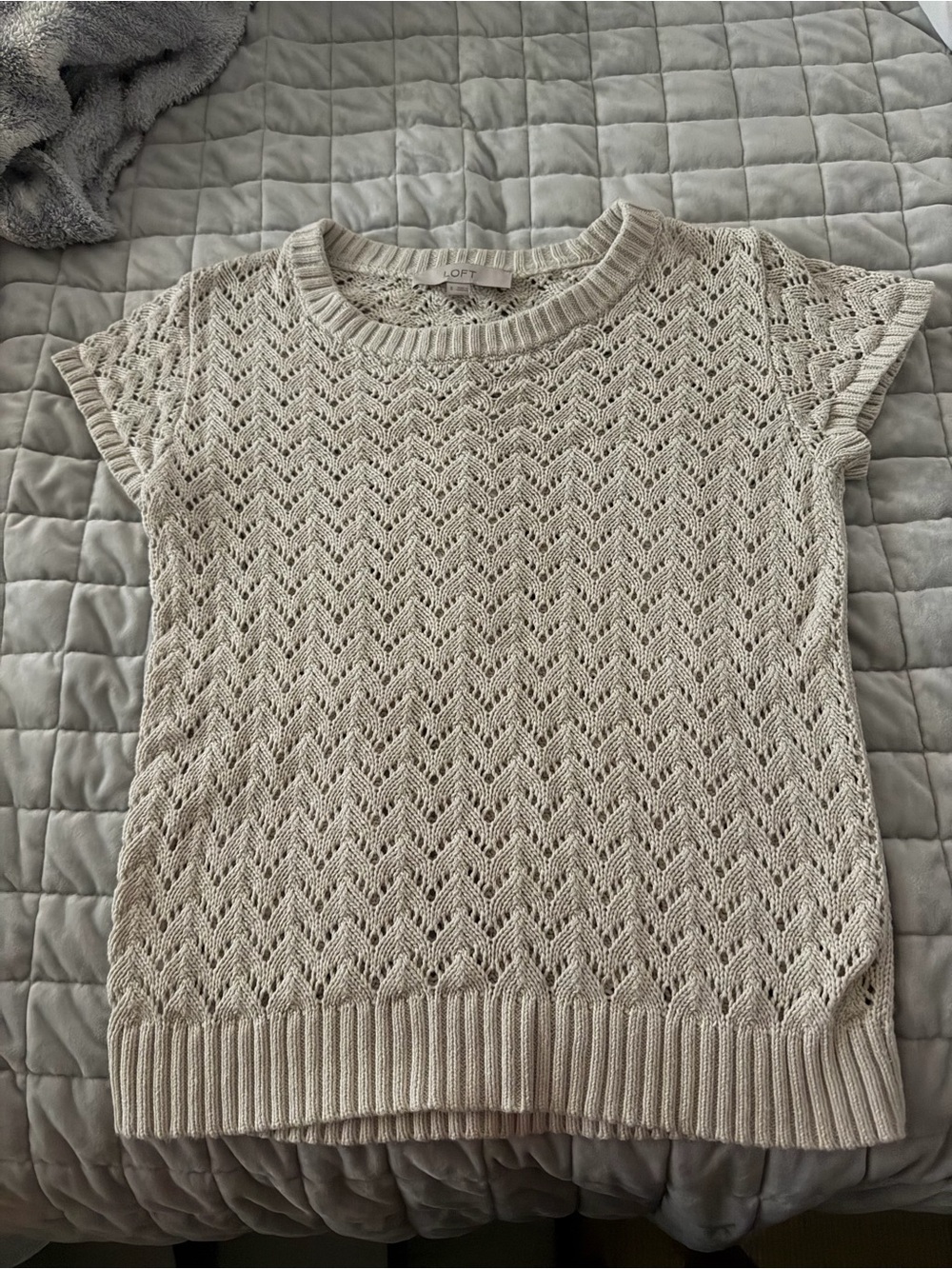 LOFT Cream Open-Knit Short Sleeve Sweater Shell